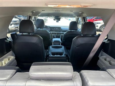 2024 Kia Carnival LX FWD
