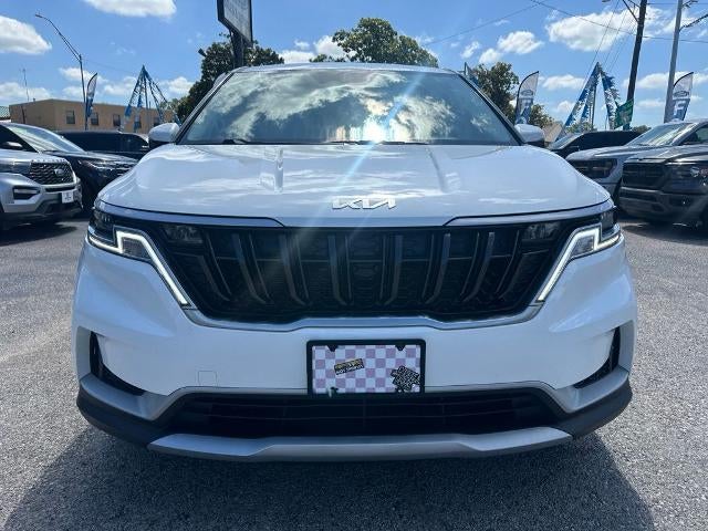 2024 Kia Carnival LX FWD