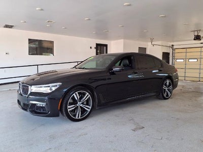 2016 BMW 750i xDrive Sedan