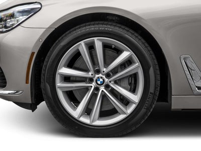 2016 BMW 750i xDrive Sedan