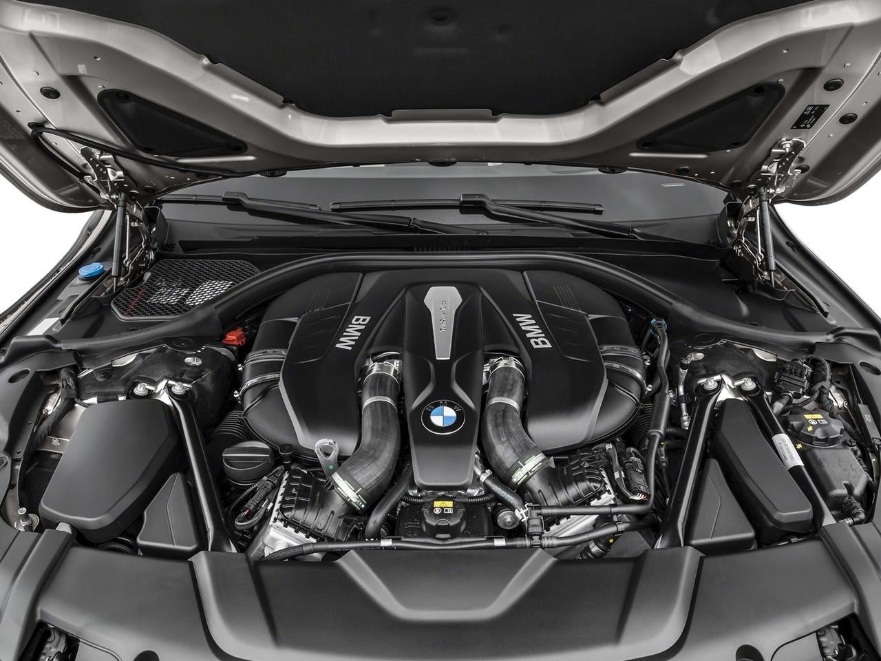 2016 BMW 750i xDrive Sedan