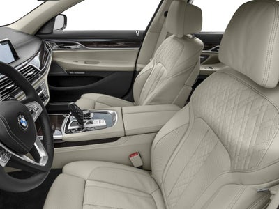 2016 BMW 750i xDrive Sedan