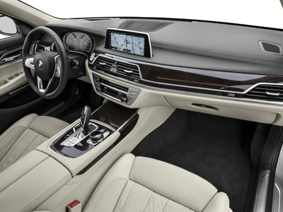2016 BMW 750i xDrive Sedan