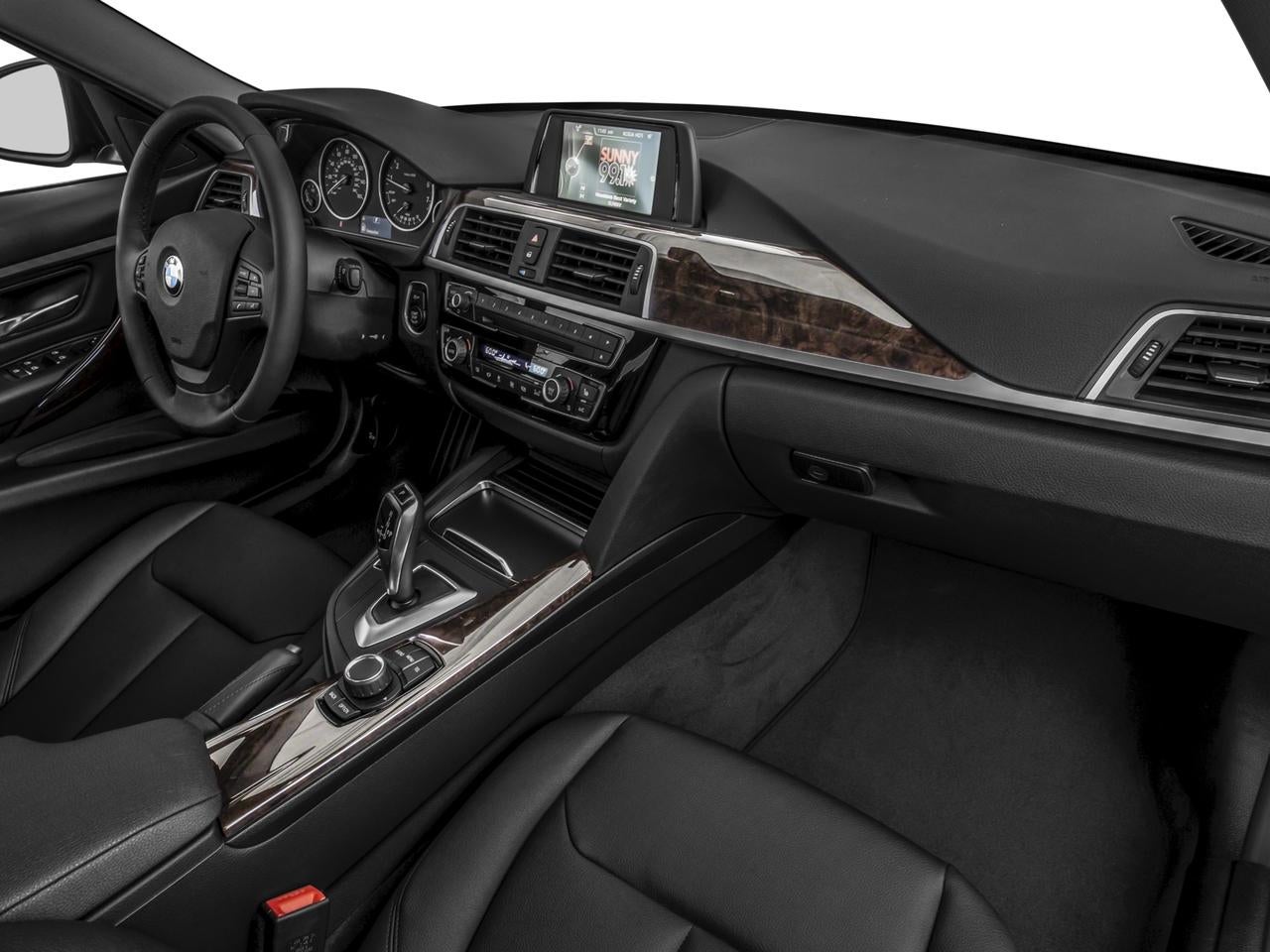 2016 BMW 320i Sedan